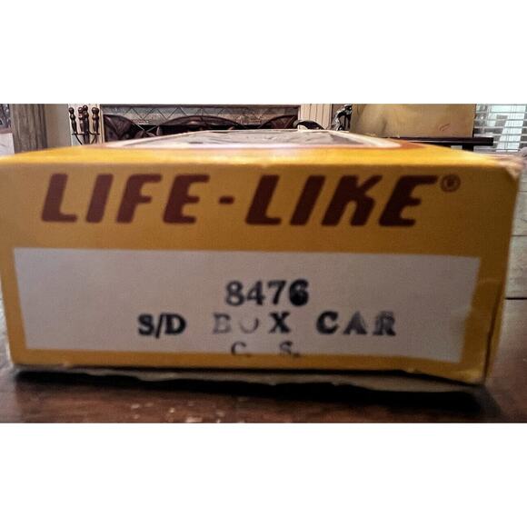 Vintage Life-Like Model Train Burlington Box Car In Original Box - Picture 8 of 8